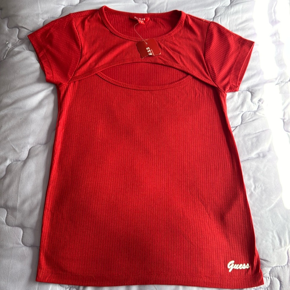Red top shirt